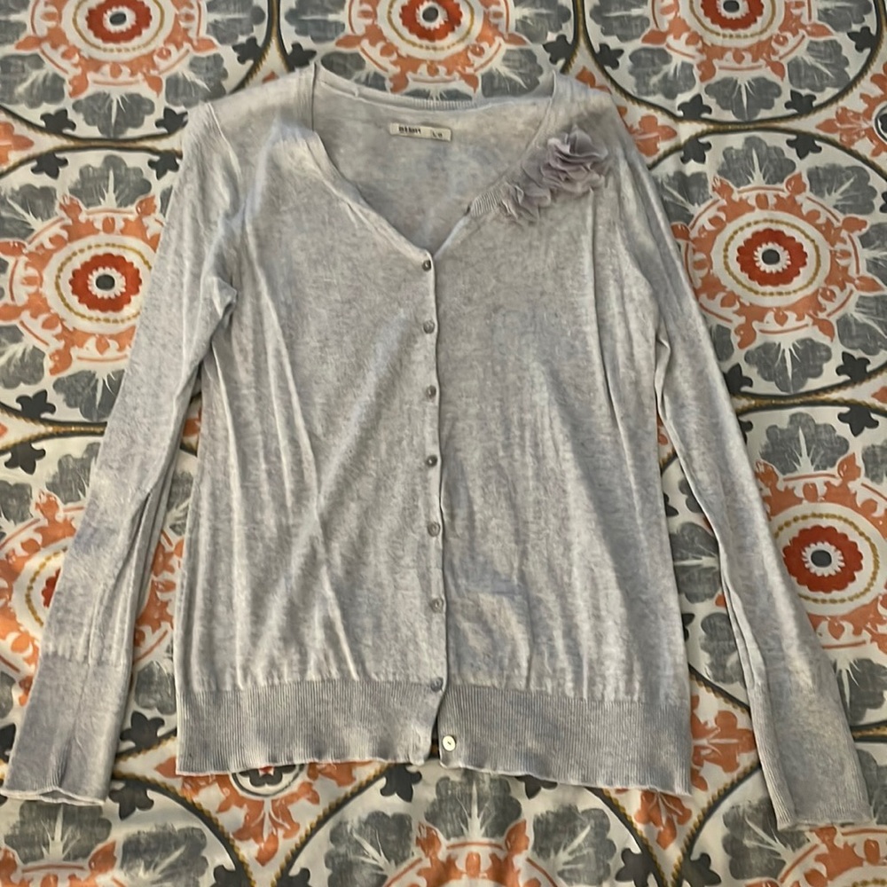 Cute light gray cardigan